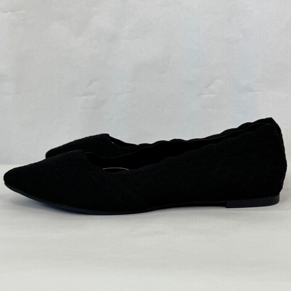 Torrid Womens Black Scallop Edge Stretch Knit Pointed Toe Flat Shoes Sz. 8 WW - Picture 5 of 11